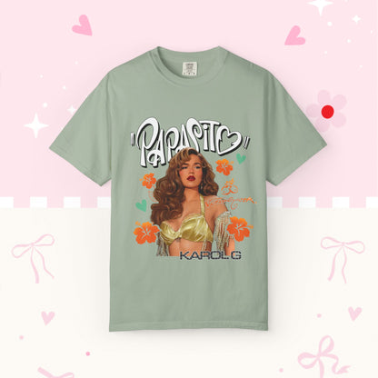 Graphic T-Shirt — "Papasito" Retro Beach Babe Tee with KG Script