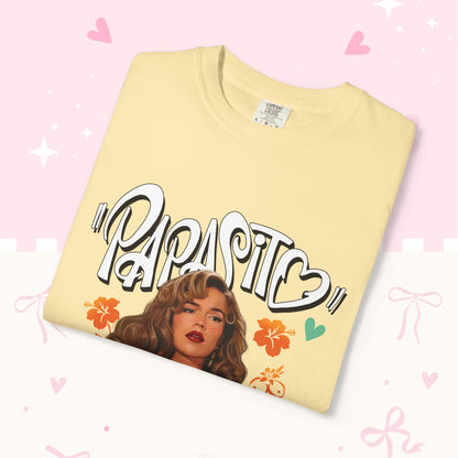 Graphic T-Shirt — "Papasito" Retro Beach Babe Tee with KG Script