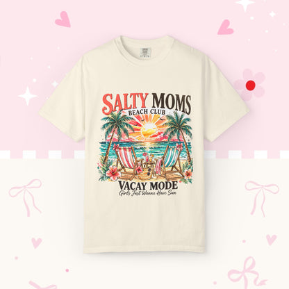 Salty Moms Beach Club T-Shirt — "Vacay Mode" Retro Palm Beach Tee