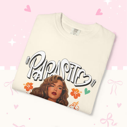 Graphic T-Shirt — "Papasito" Retro Beach Babe Tee with KG Script