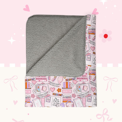 Fleece Sherpa Blanket — Cozy Bookie Girl Pattern