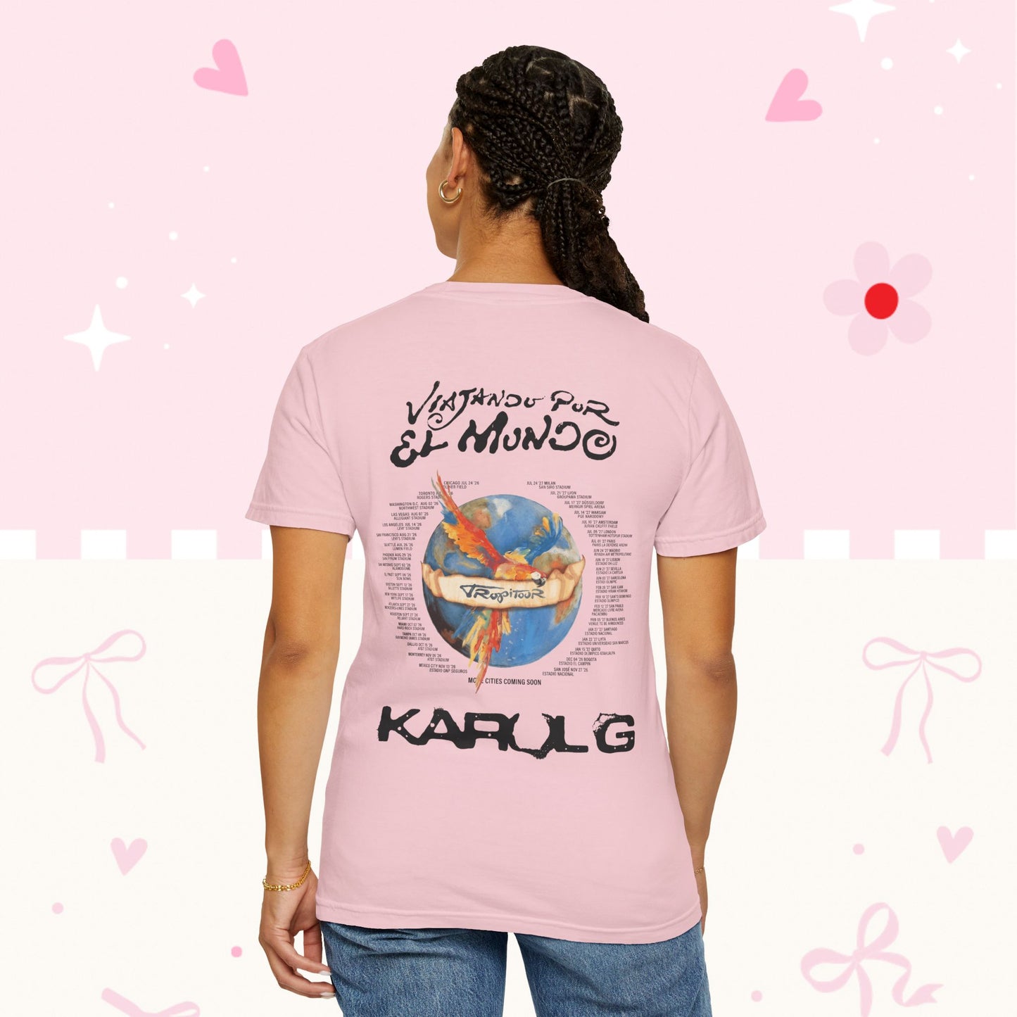 Vintage Tour T-Shirt — KG "Viajando por el Mundo" Graphic Tee