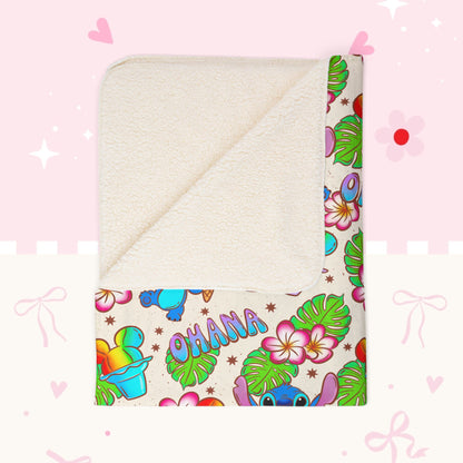 Cute Kawaii blue alien Pattern Sherpa Blanket — Fleece Throw