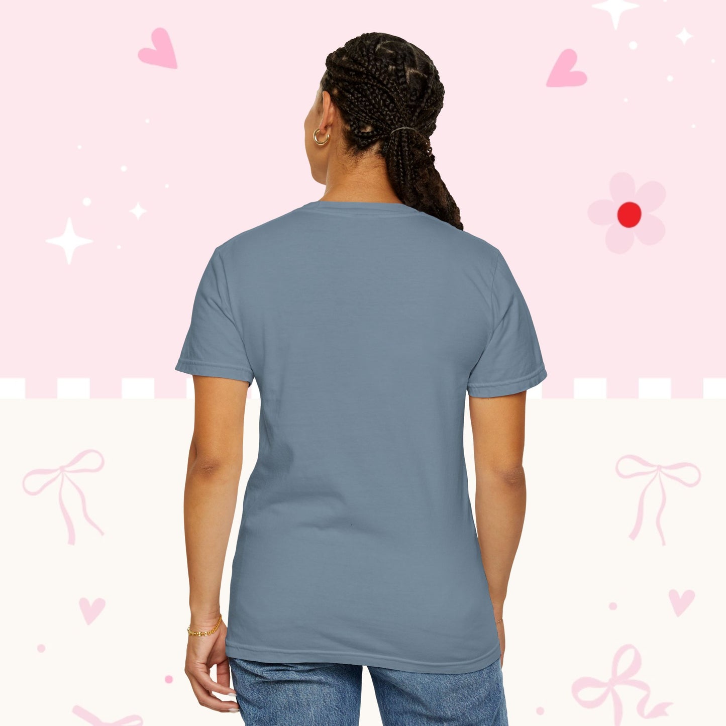 T‑Shirt — "Vales Más De Lo Que Piensas" Colorful Floral Inspirational Tee