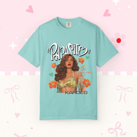 Graphic T-Shirt — "Papasito" Retro Beach Babe Tee with KG Script