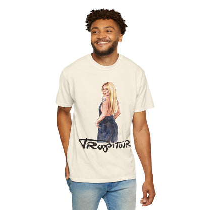 Vintage Tour T-Shirt — KG "Viajando por el Mundo" Graphic Tee
