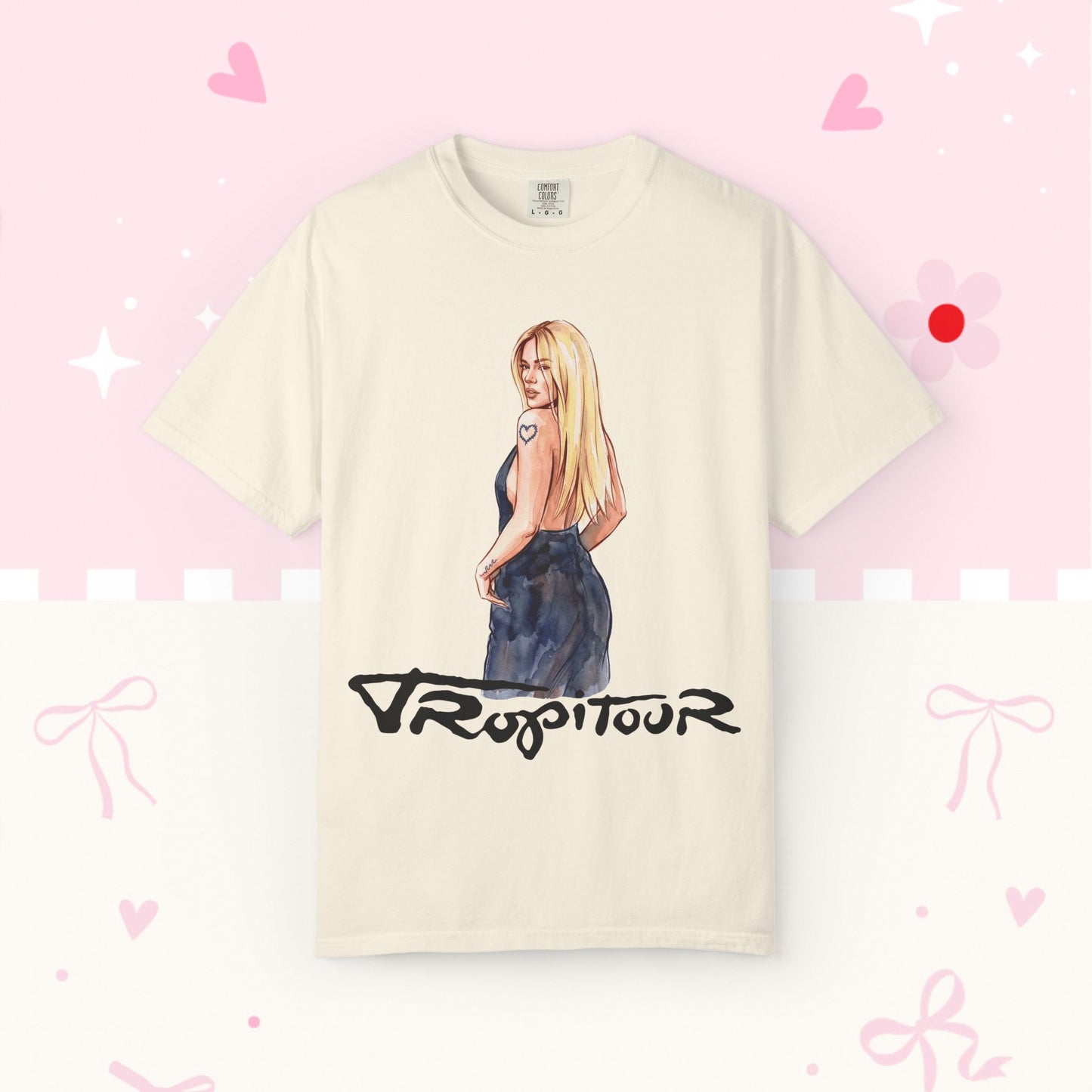 Vintage Tour T-Shirt — KG "Viajando por el Mundo" Graphic Tee