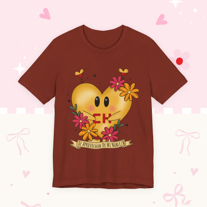 Heart Emoji Floral Tee — "Se Aprovechan de Mi Nobleza" Cute Spanish Pride T-Shirt