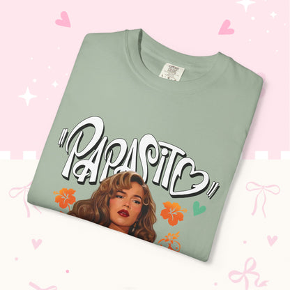 Graphic T-Shirt — "Papasito" Retro Beach Babe Tee with KG Script